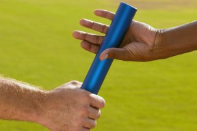 开云注册入口-夏季联赛八强战爆出冷门！明尼苏达森林狼惊险曼联，争冠形势突变