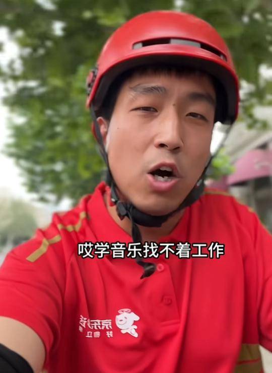 欧预赛场上风云变幻，背后故事令人动容